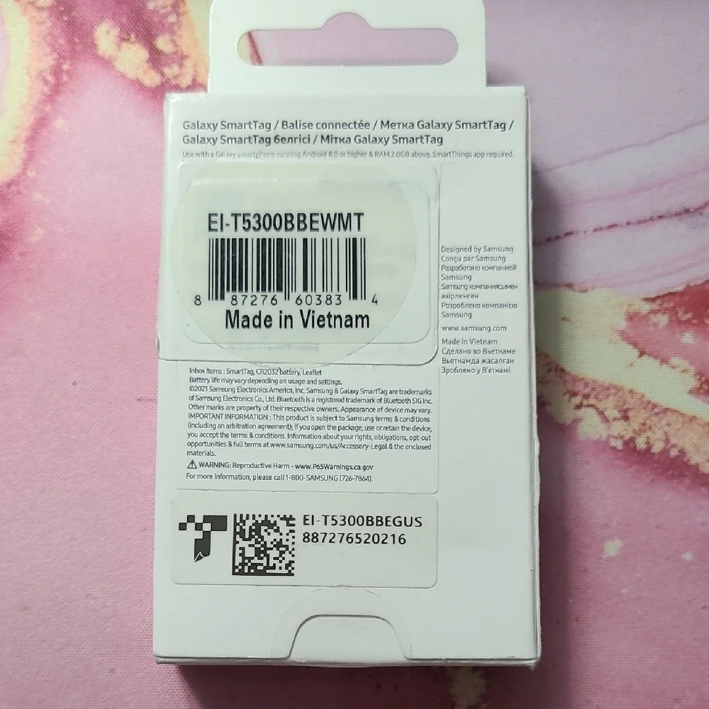 Samsung Galaxy SmartTag. New, sealed, in box.